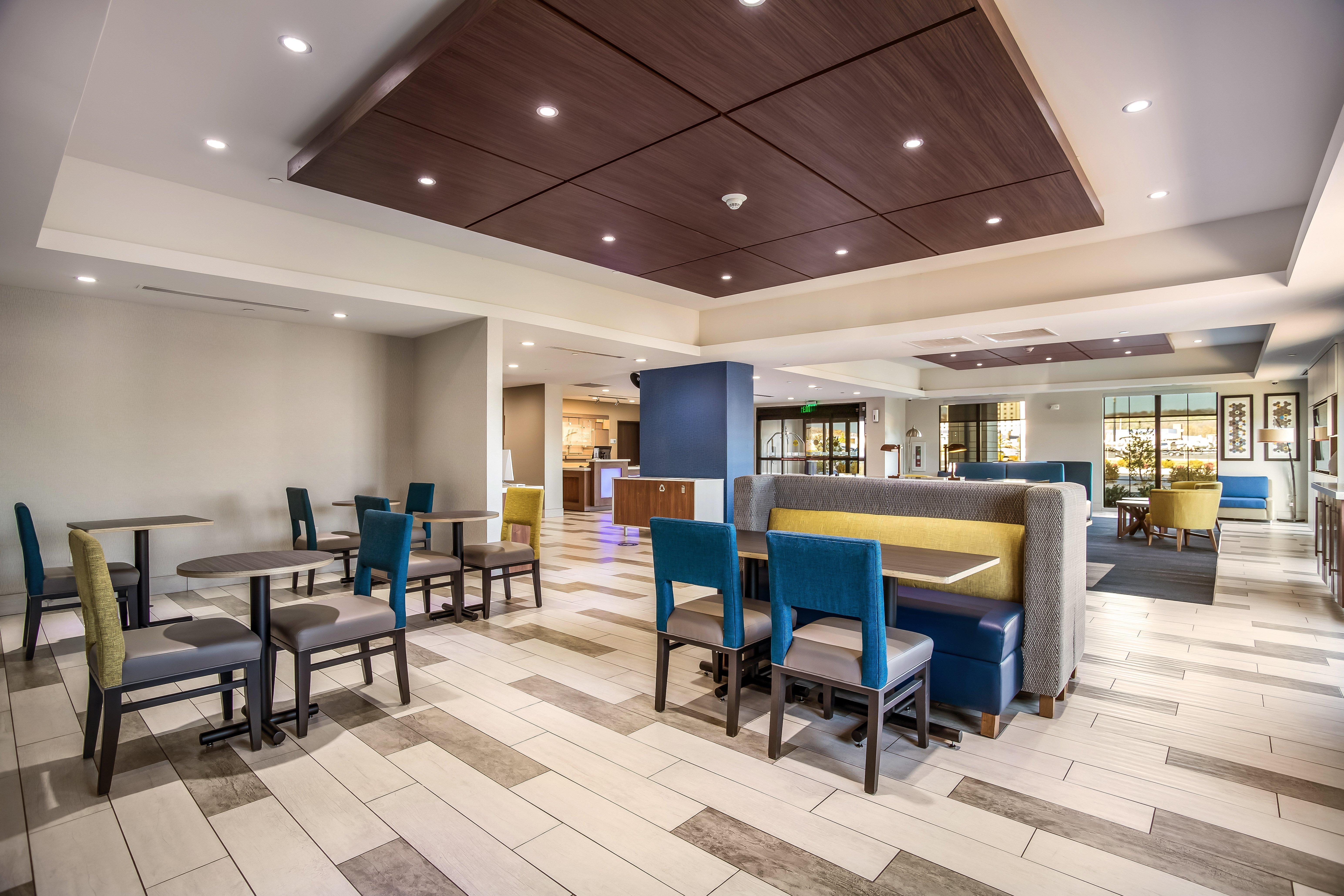Holiday Inn Express & Suites Tulsa East - Catoosa By Ihg מראה חיצוני תמונה