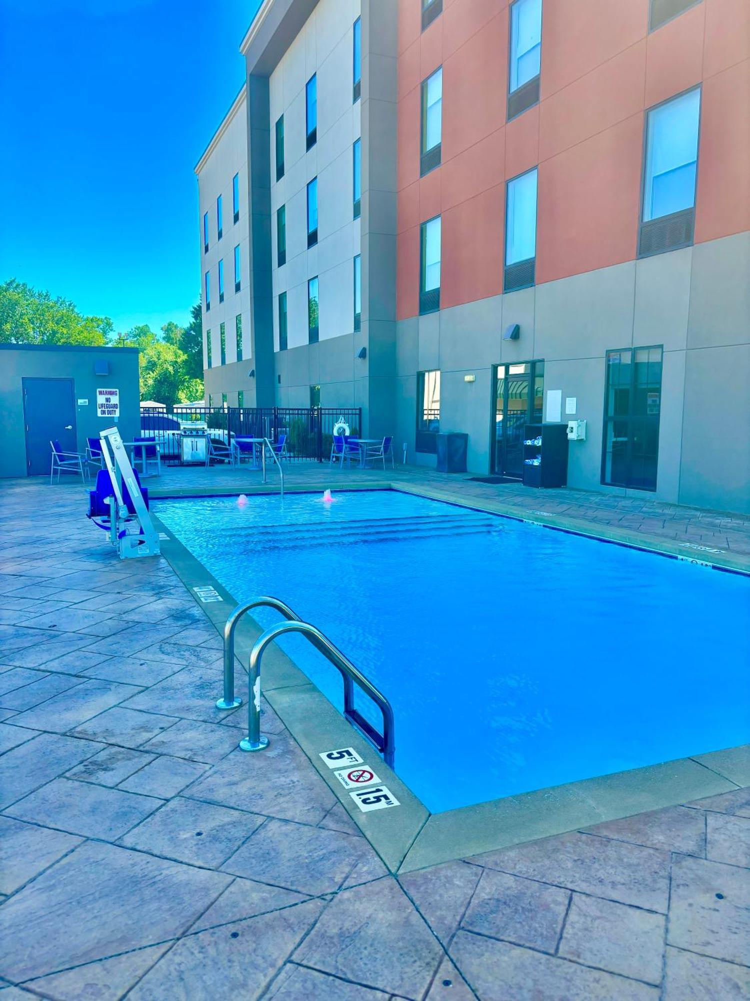 Holiday Inn Express & Suites Tulsa East - Catoosa By Ihg מראה חיצוני תמונה