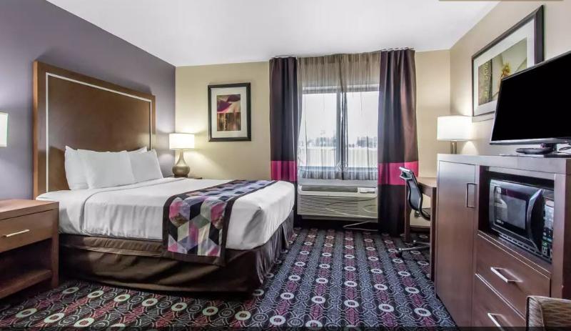 Holiday Inn Express & Suites Tulsa East - Catoosa By Ihg מראה חיצוני תמונה
